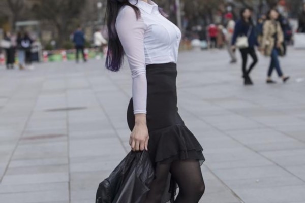 “武汉国际品牌，商务按摩椅，舒压神器一触即达！”